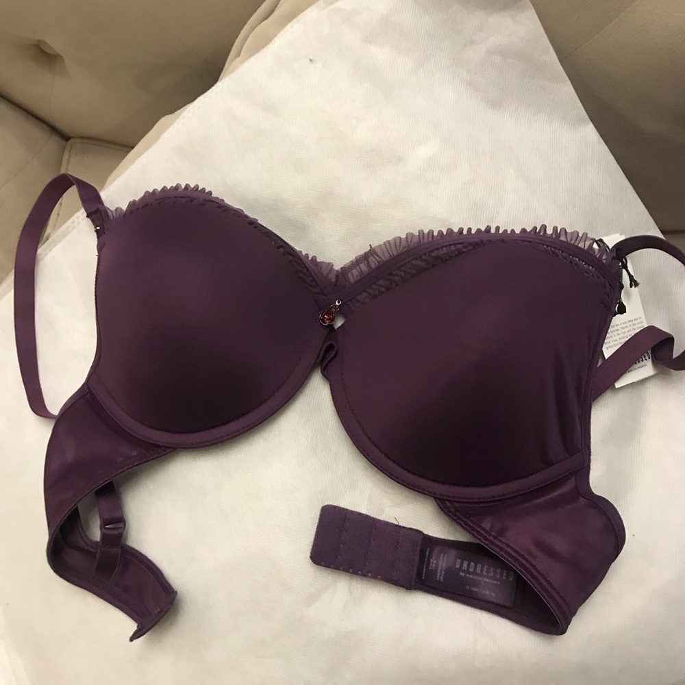 Undressed bra